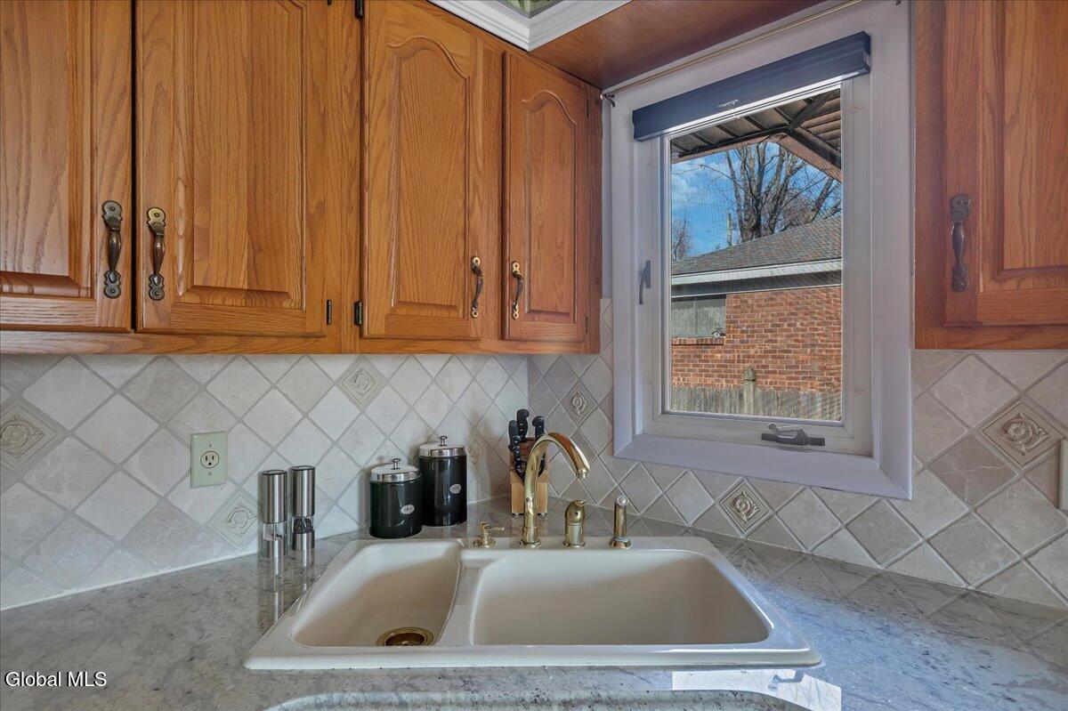 #13 photo, 22 Maxwell Street, Albany , NY 12208