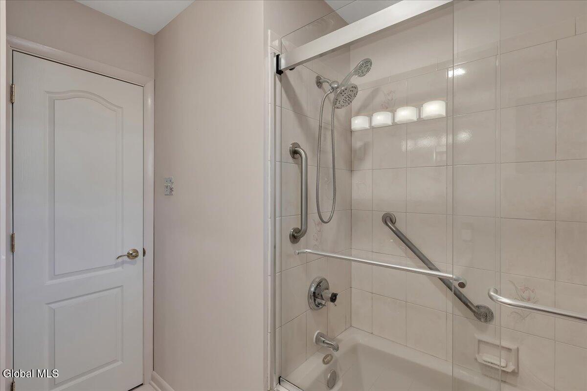 #22 photo, 22 Maxwell Street, Albany , NY 12208