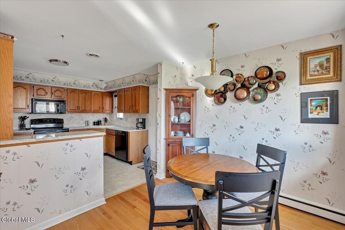 #9 photo, 22 Maxwell Street, Albany , NY 12208