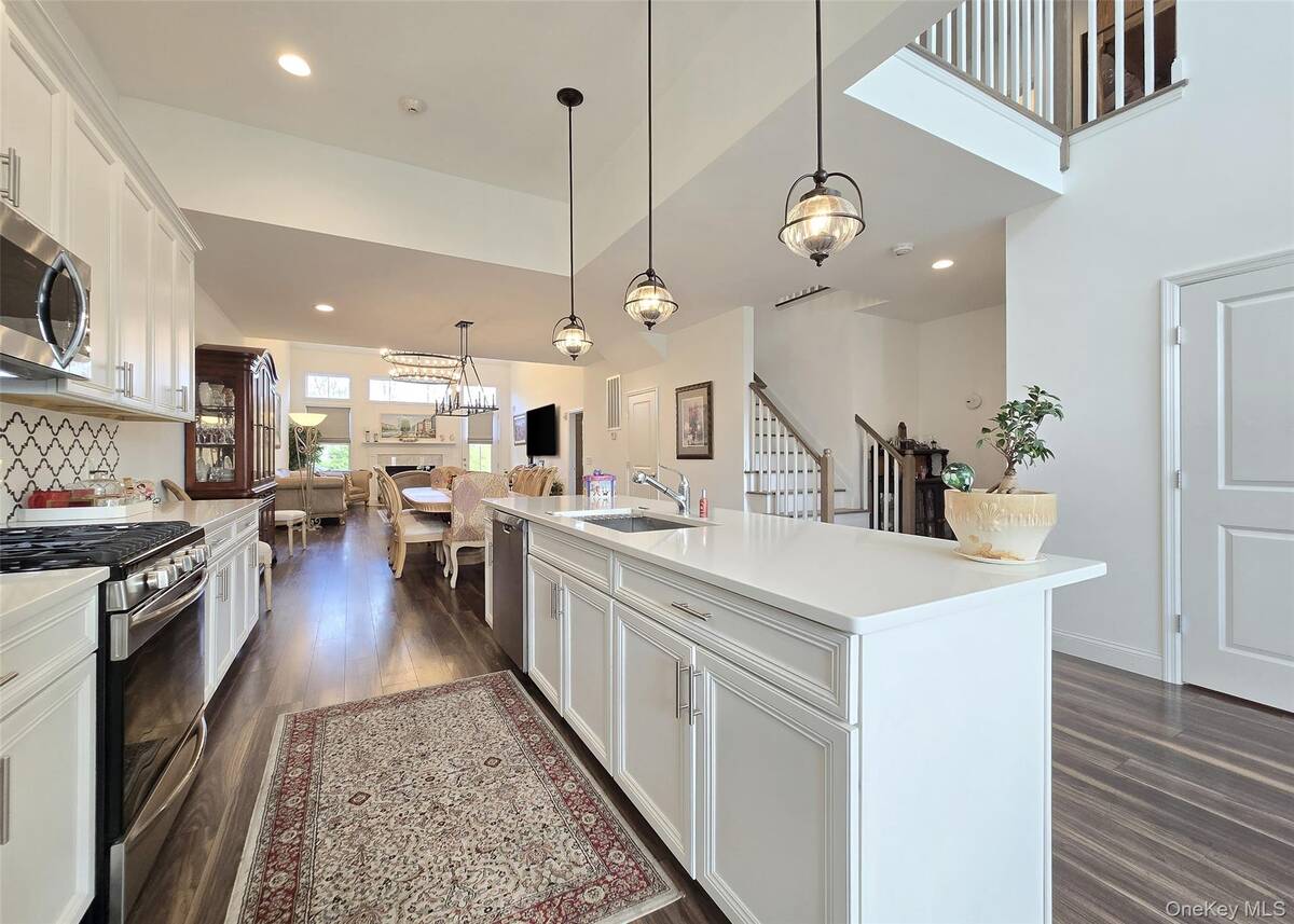 #21 photo, 137 Grace Hall Lane, Yaphank , NY 11980