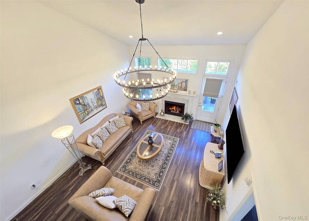 #25 photo, 137 Grace Hall Lane, Yaphank , NY 11980