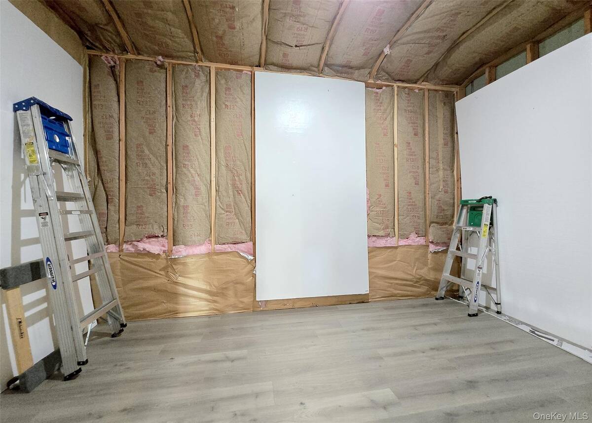 #26 photo, 137 Grace Hall Lane, Yaphank , NY 11980