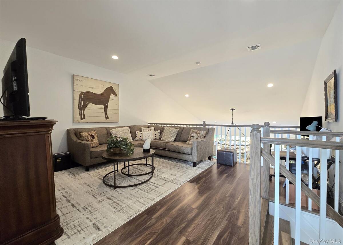 #28 photo, 137 Grace Hall Lane, Yaphank , NY 11980