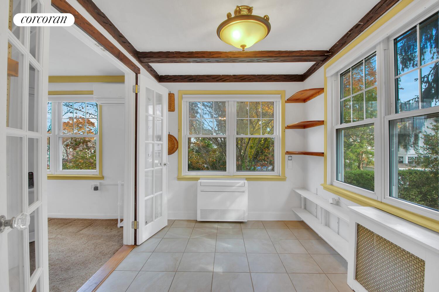 #10 photo, 324 BEVERLY Road, Douglaston , NY 11363