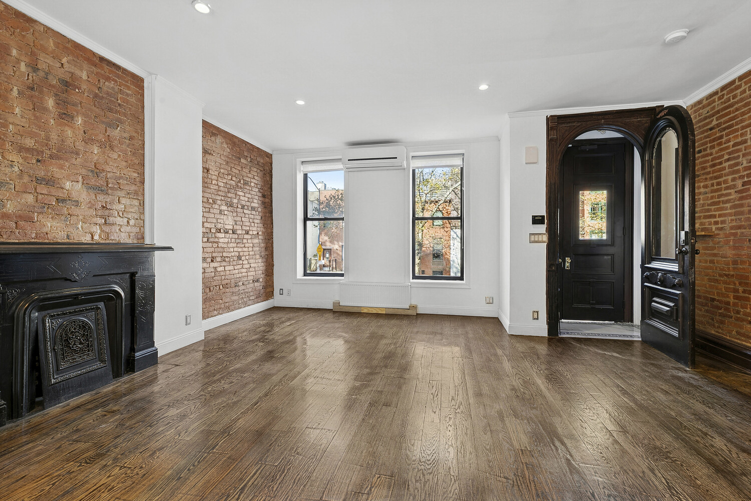 #3 photo, 308 CLIFTON Place, Bedford-Stuyvesant , NY 11216