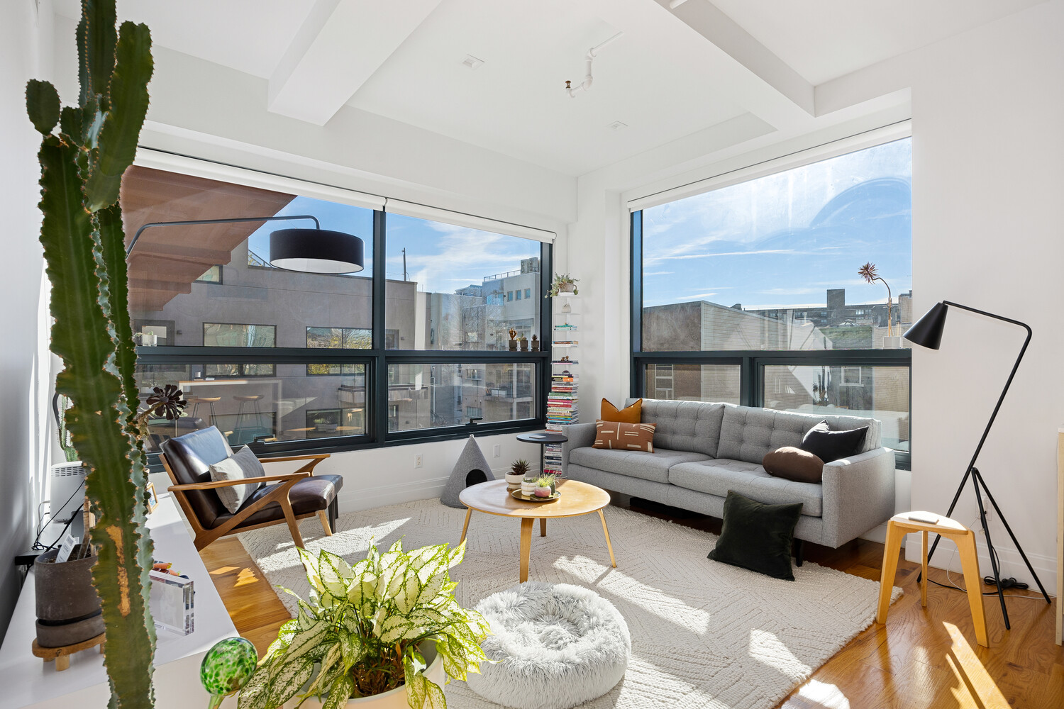 #1 photo, 850 METROPOLITAN Avenue, East Williamsburg , NY 11211