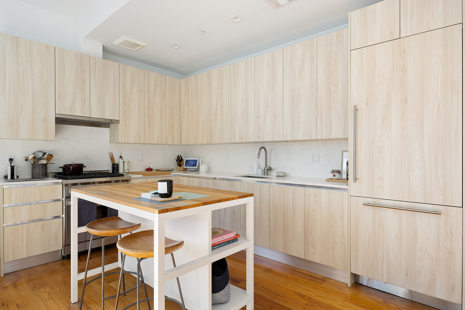 #4 photo, 850 METROPOLITAN Avenue, East Williamsburg , NY 11211