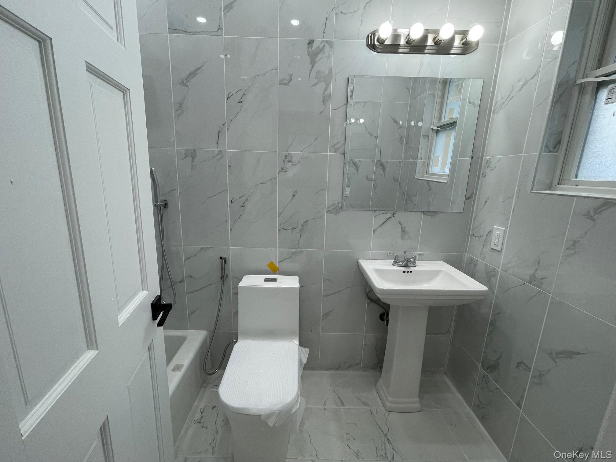 #11 photo, 136 PARK Avenue, Mount Vernon , NY 10550