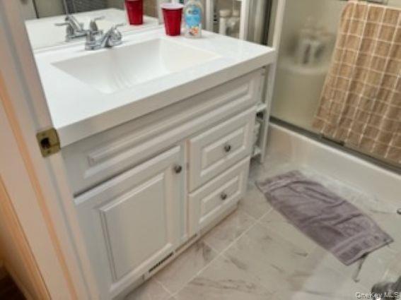 #11 photo, 1661 Old Country Road, Riverhead , NY 11901