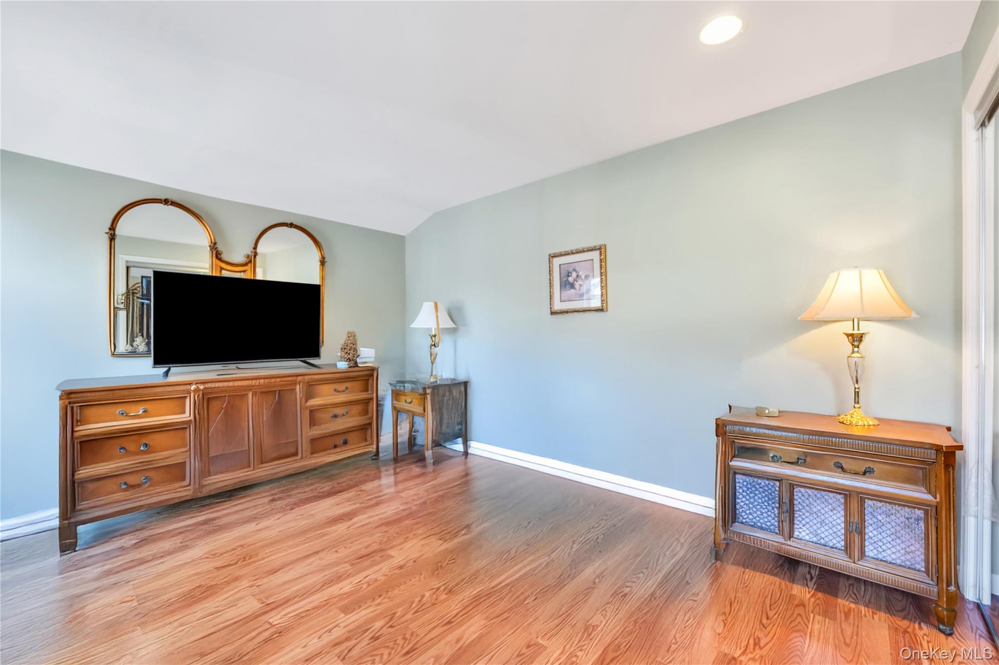 #18 photo, 86 Seawanhaka Avenue, Lake Grove , NY 11755