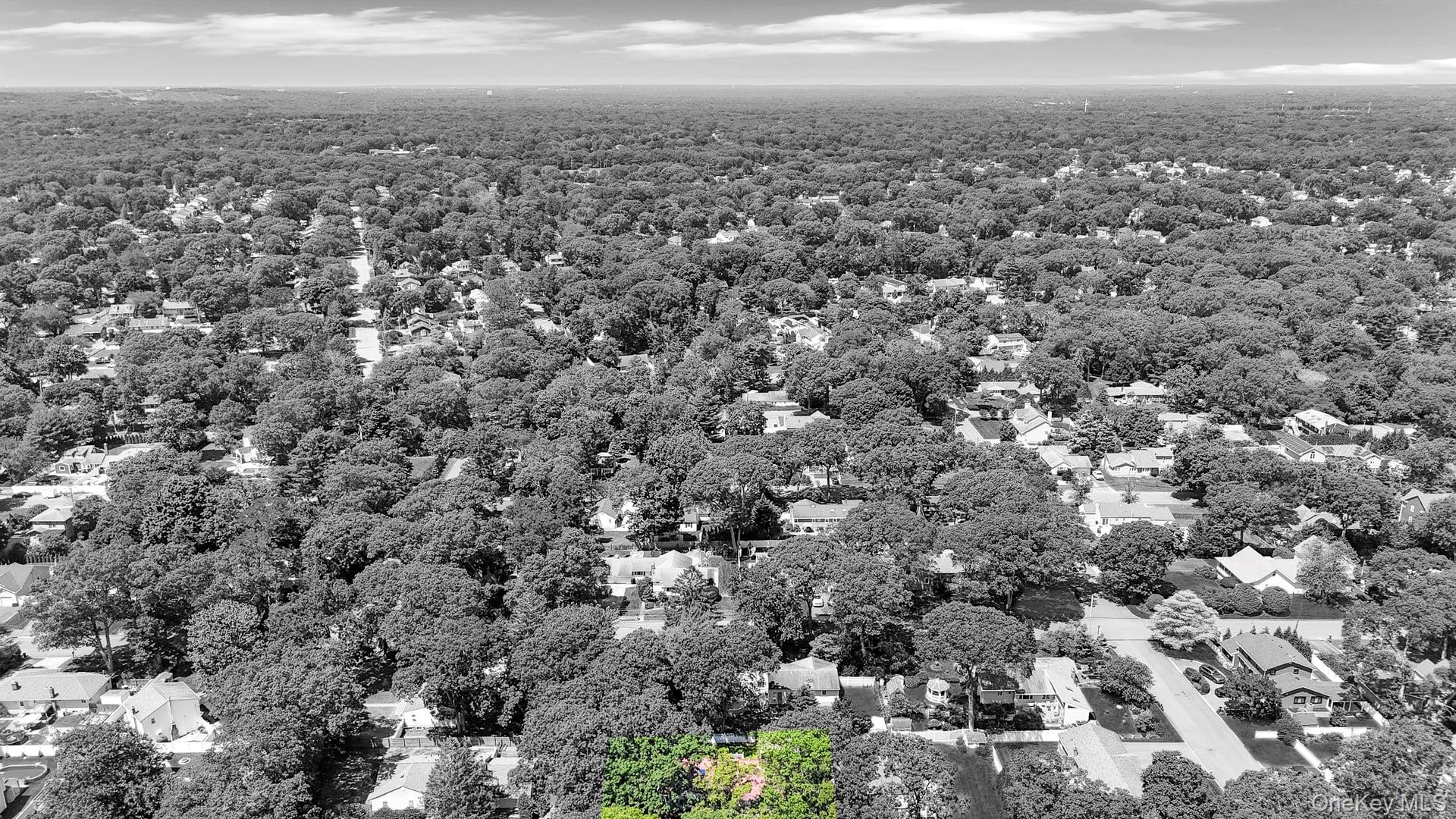 #4 photo, 86 Seawanhaka Avenue, Lake Grove , NY 11755