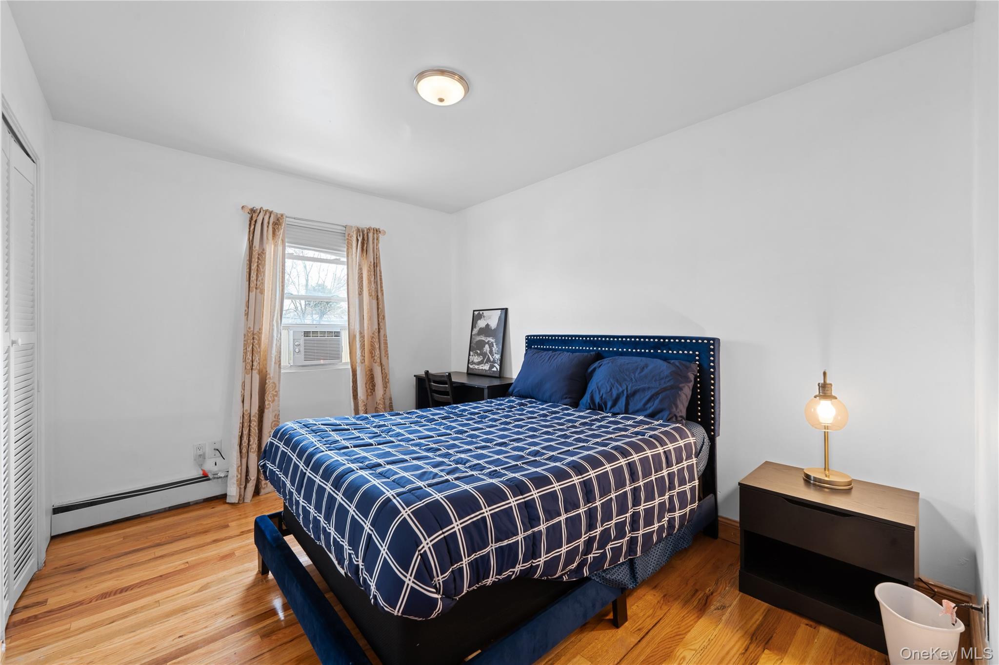 #14 photo, 46 Crown Street, Deer Park , NY 11729