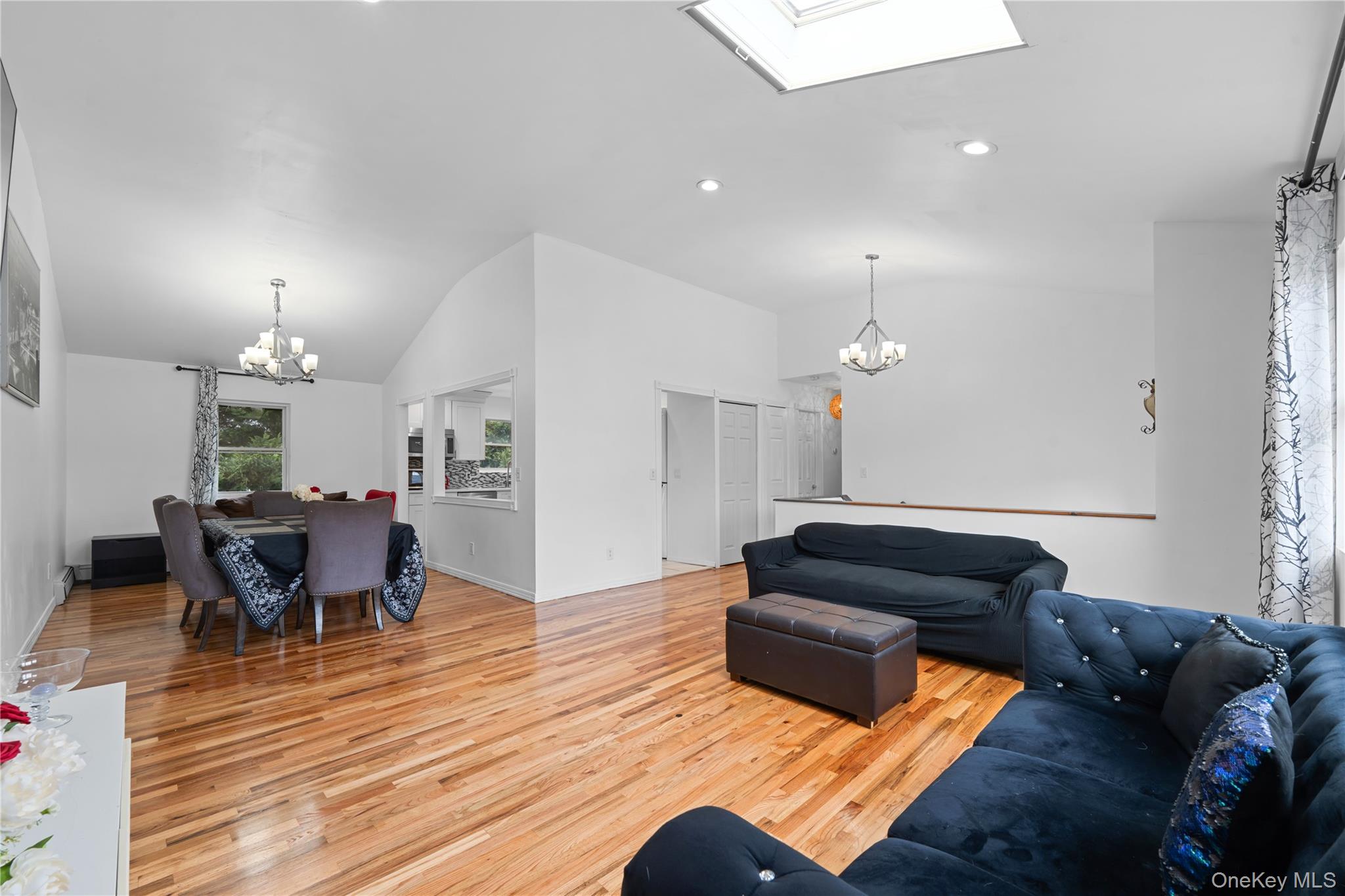 #5 photo, 46 Crown Street, Deer Park , NY 11729