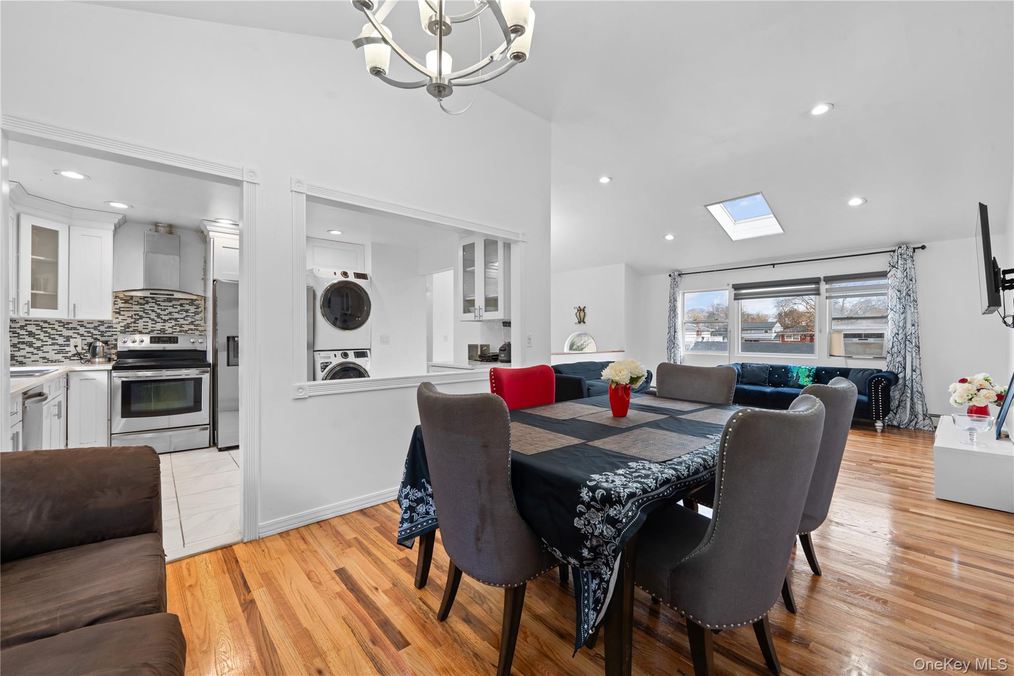 #7 photo, 46 Crown Street, Deer Park , NY 11729