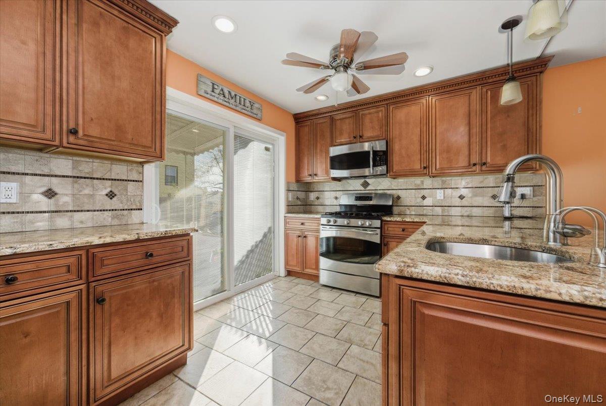 #7 photo, 20206 33rd Avenue, Bayside , NY 11361