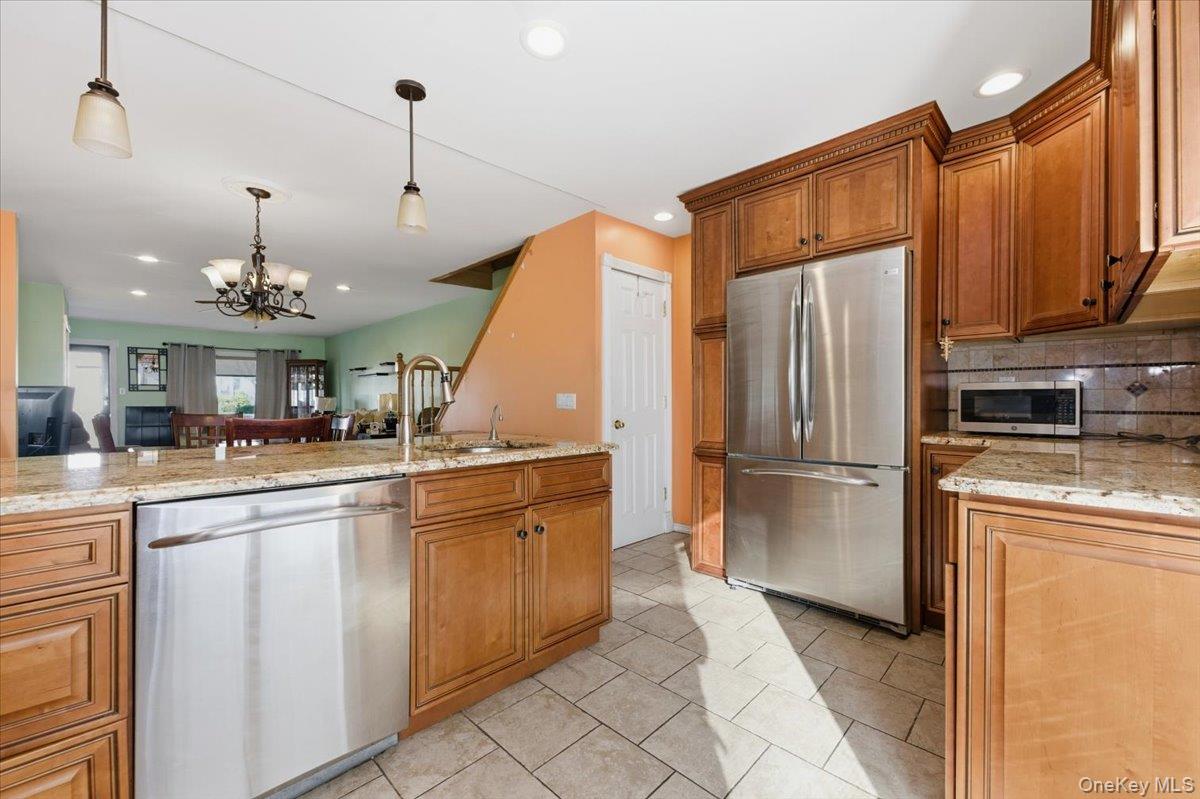 #8 photo, 20206 33rd Avenue, Bayside , NY 11361