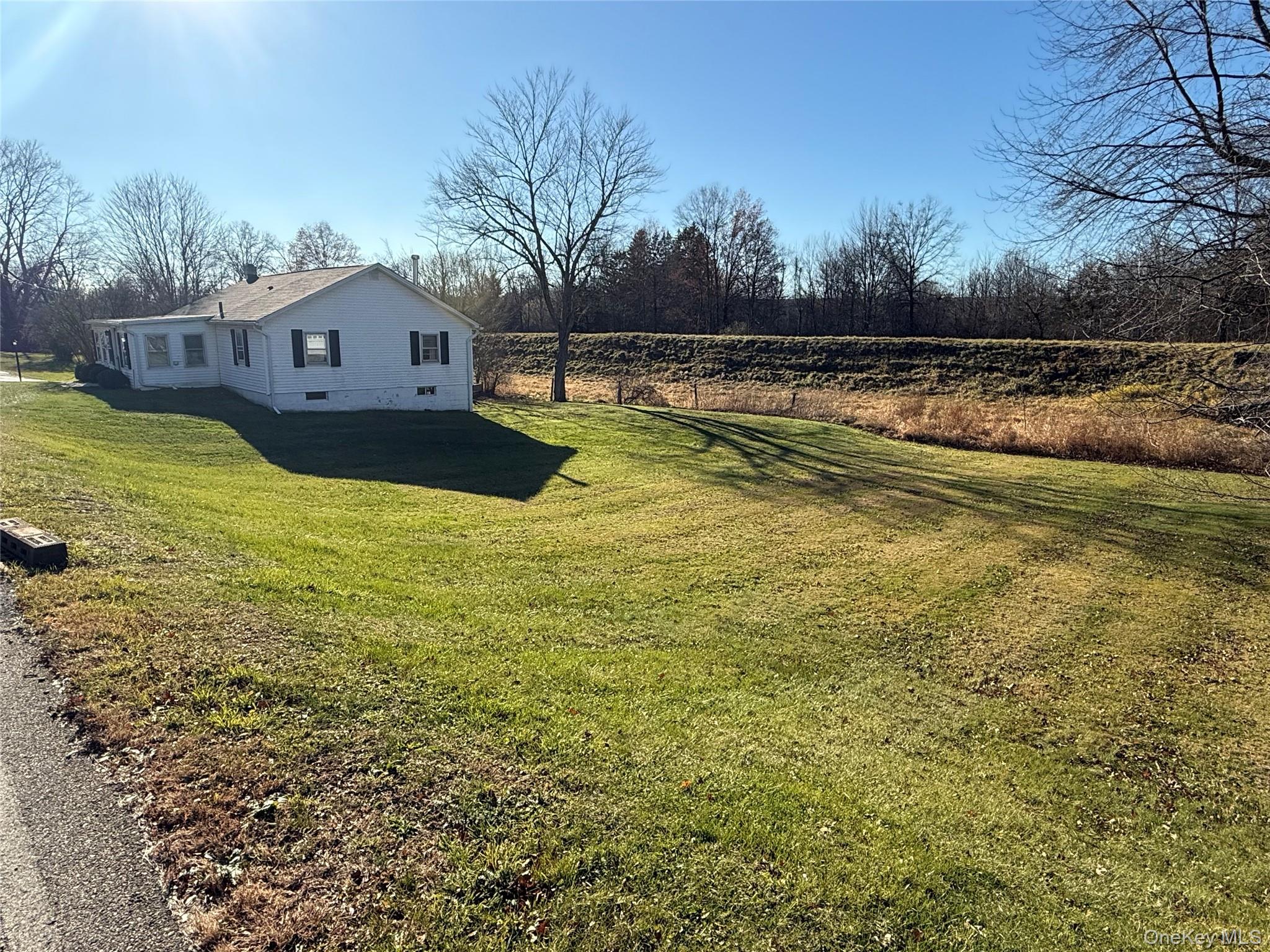 #17 photo, 647 S Drury Lane, 紐約州 Rock Tavern , NY 12549