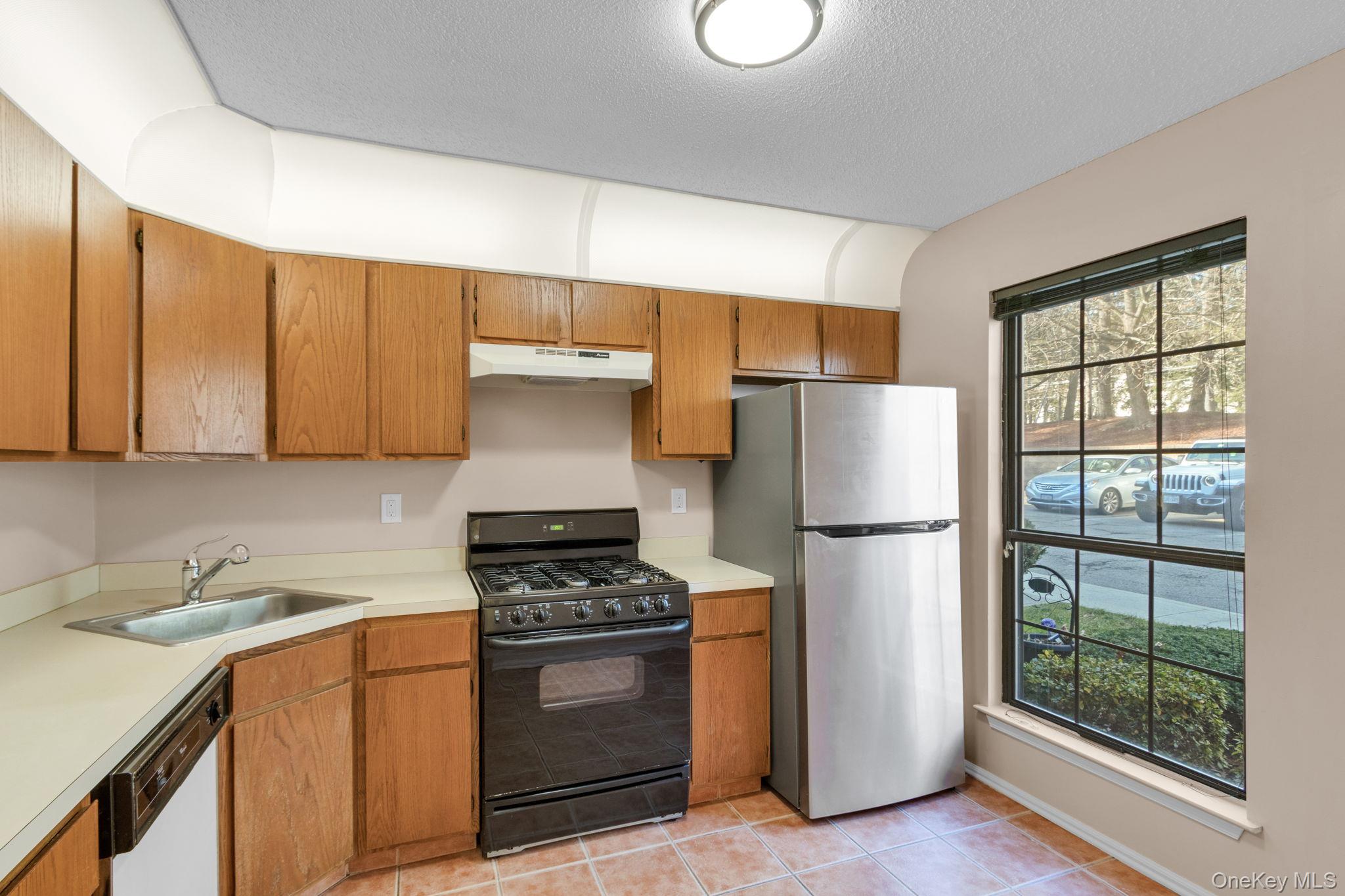 #12 photo, 1 Juniper Court, Peekskill , NY 10566