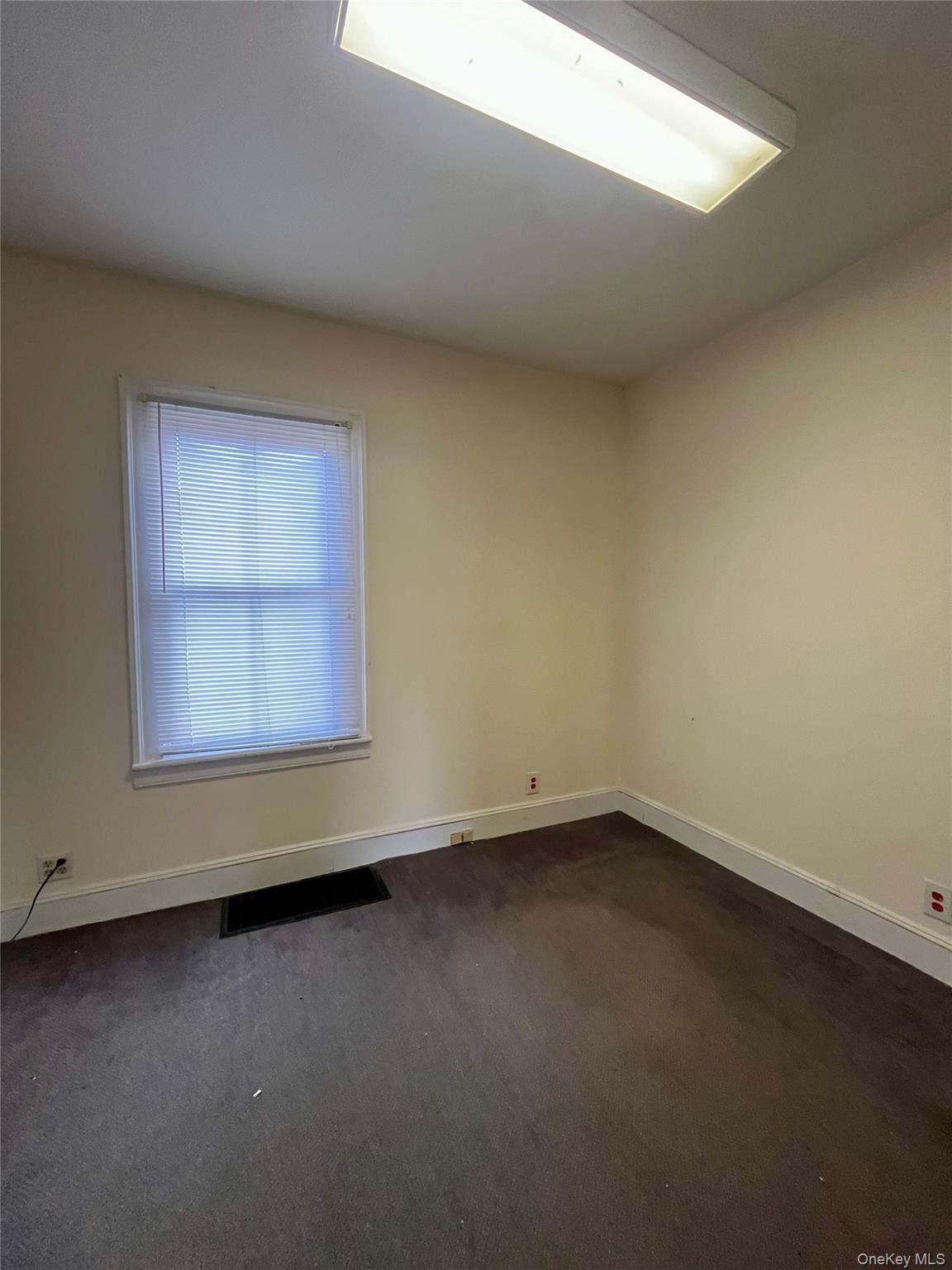 #6 photo, 47 Wickham Avenue, Middletown , NY 10940