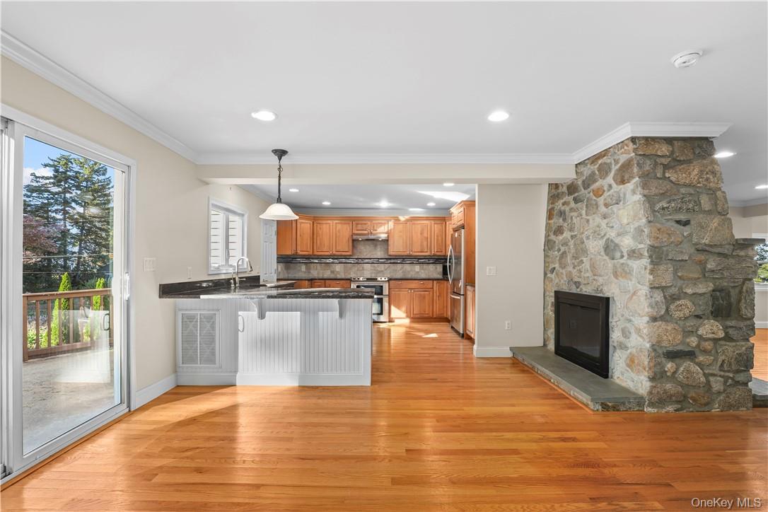 #11 photo, 33 Sycamore Road, Mahopac , NY 10541