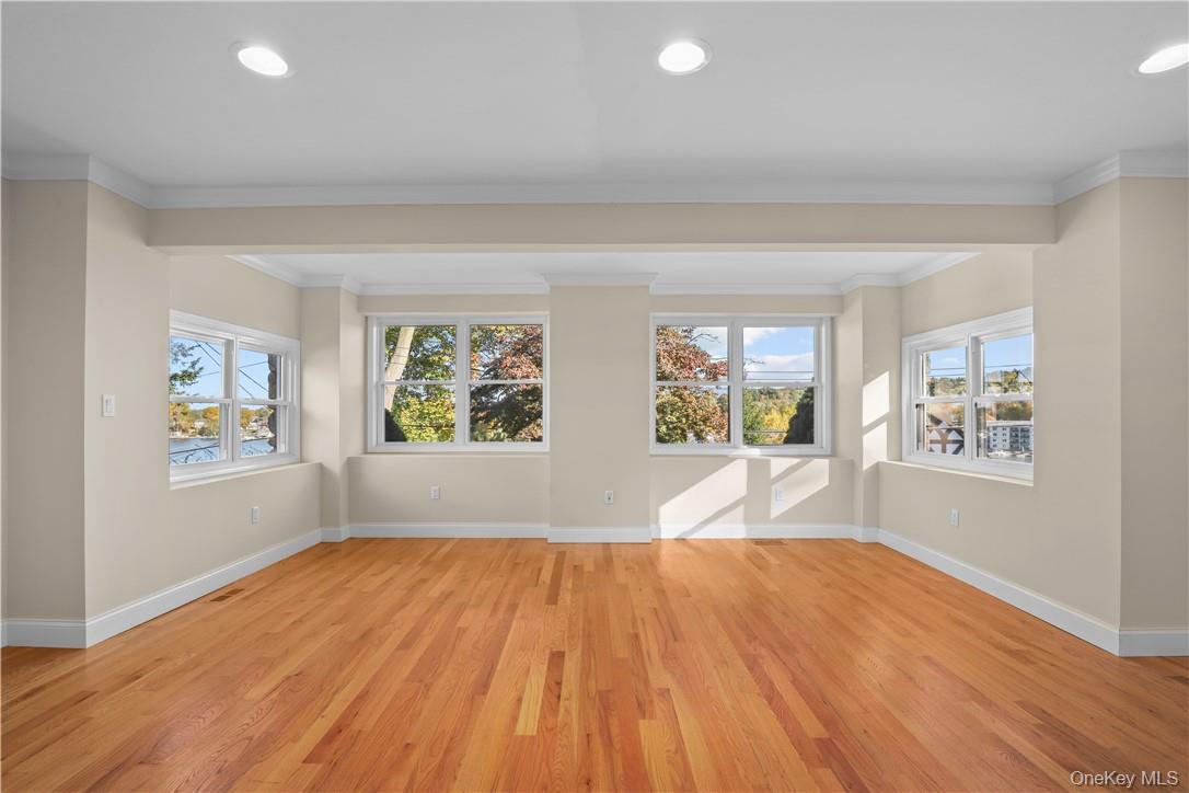 #6 photo, 33 Sycamore Road, Mahopac , NY 10541