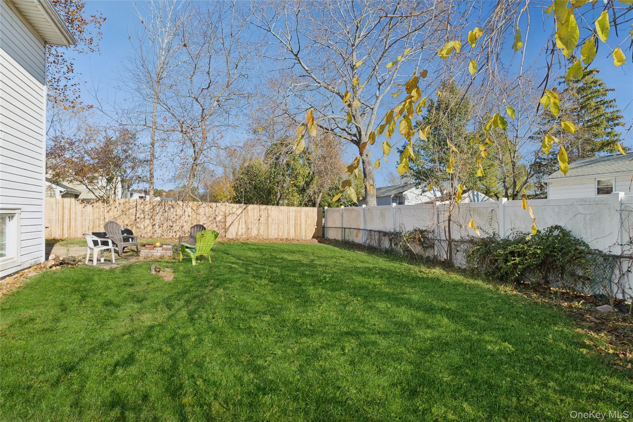 #13 photo, 3107 Chestnut Avenue, Medford , NY 11763