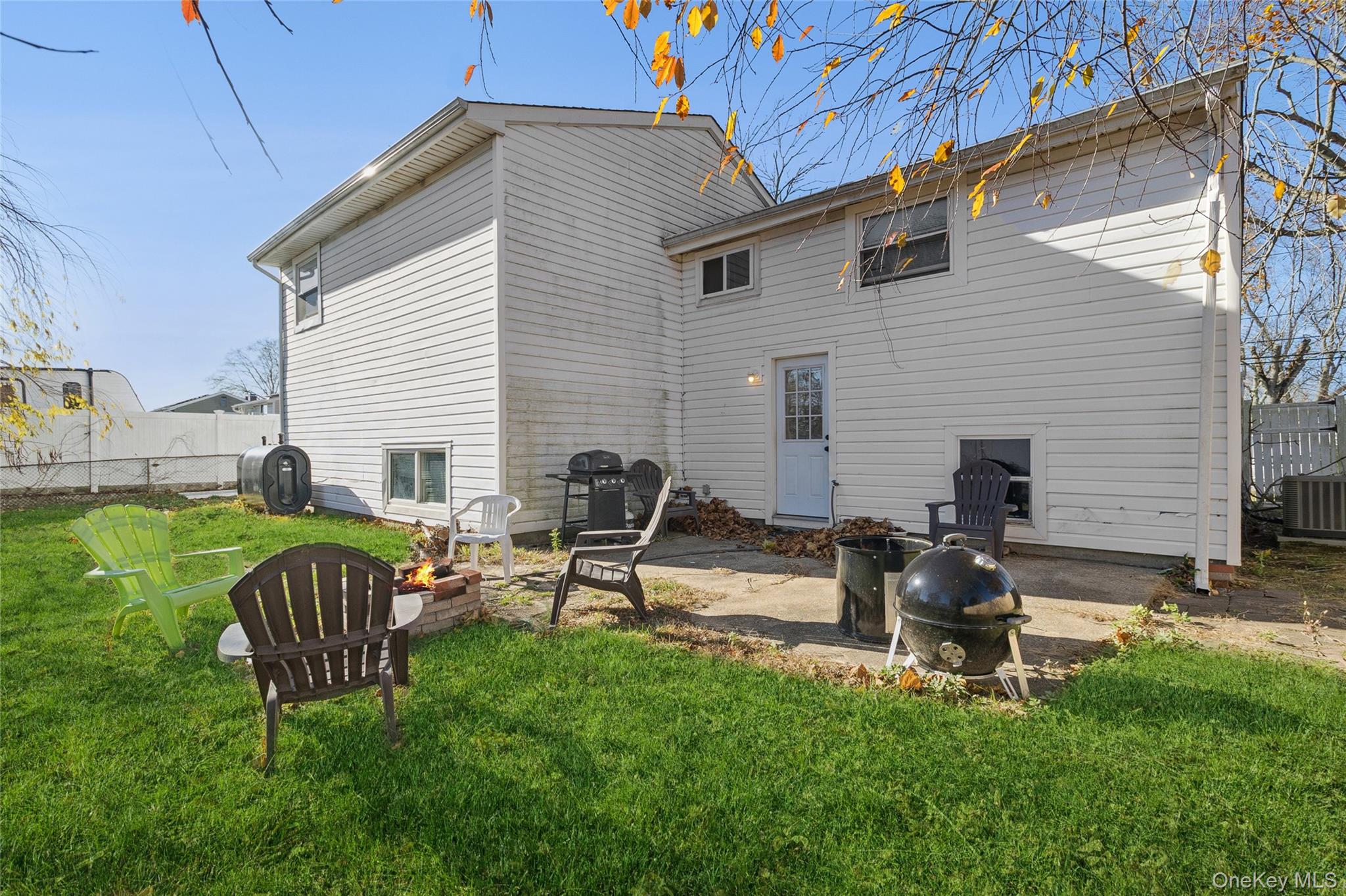 #7 photo, 3107 Chestnut Avenue, Medford , NY 11763