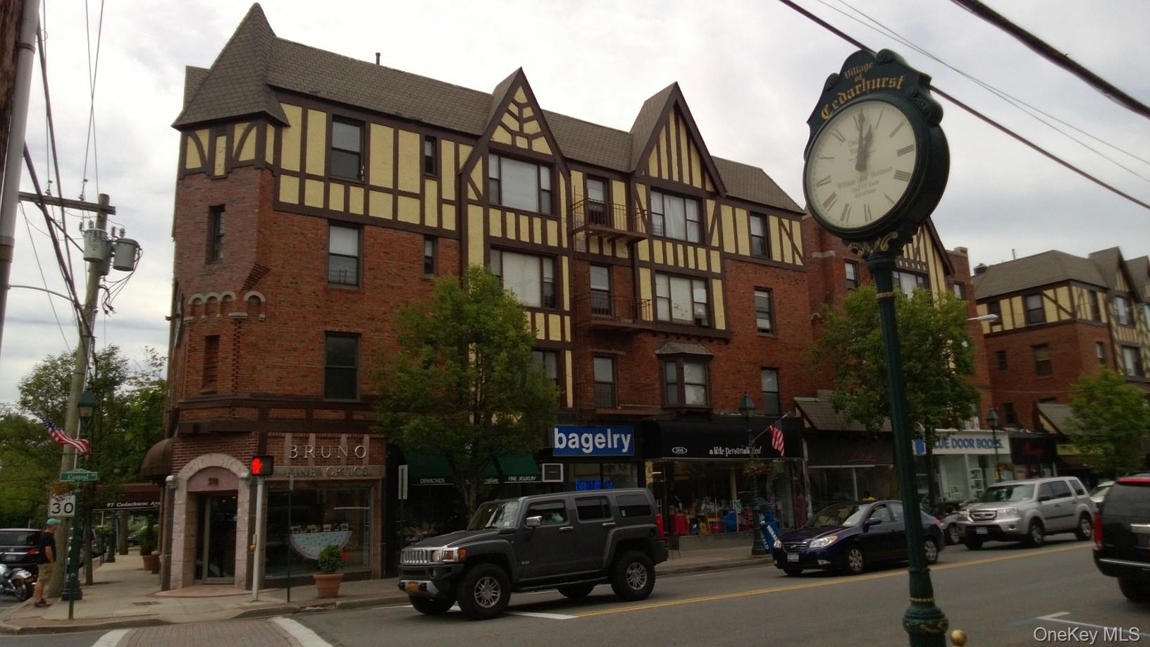 #2 photo, 97 Cedarhurst Avenue, Cedarhurst , NY 11516