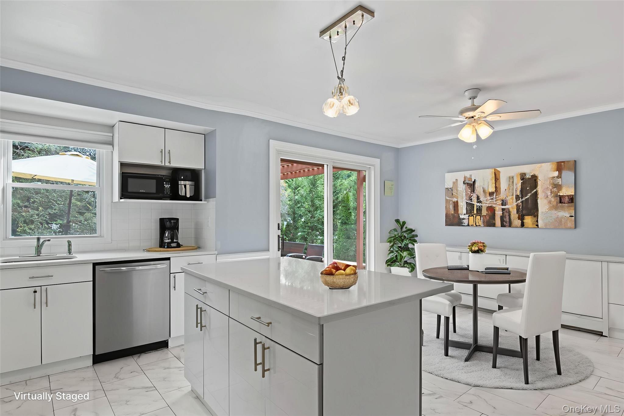 #10 photo, 11 Glenwood Road, Glenwood Landing , NY 11545