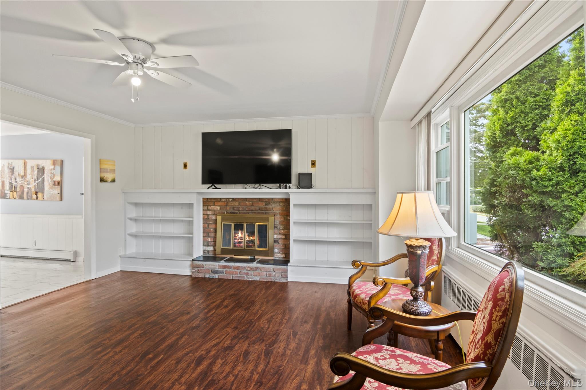 #4 photo, 11 Glenwood Road, Glenwood Landing , NY 11545