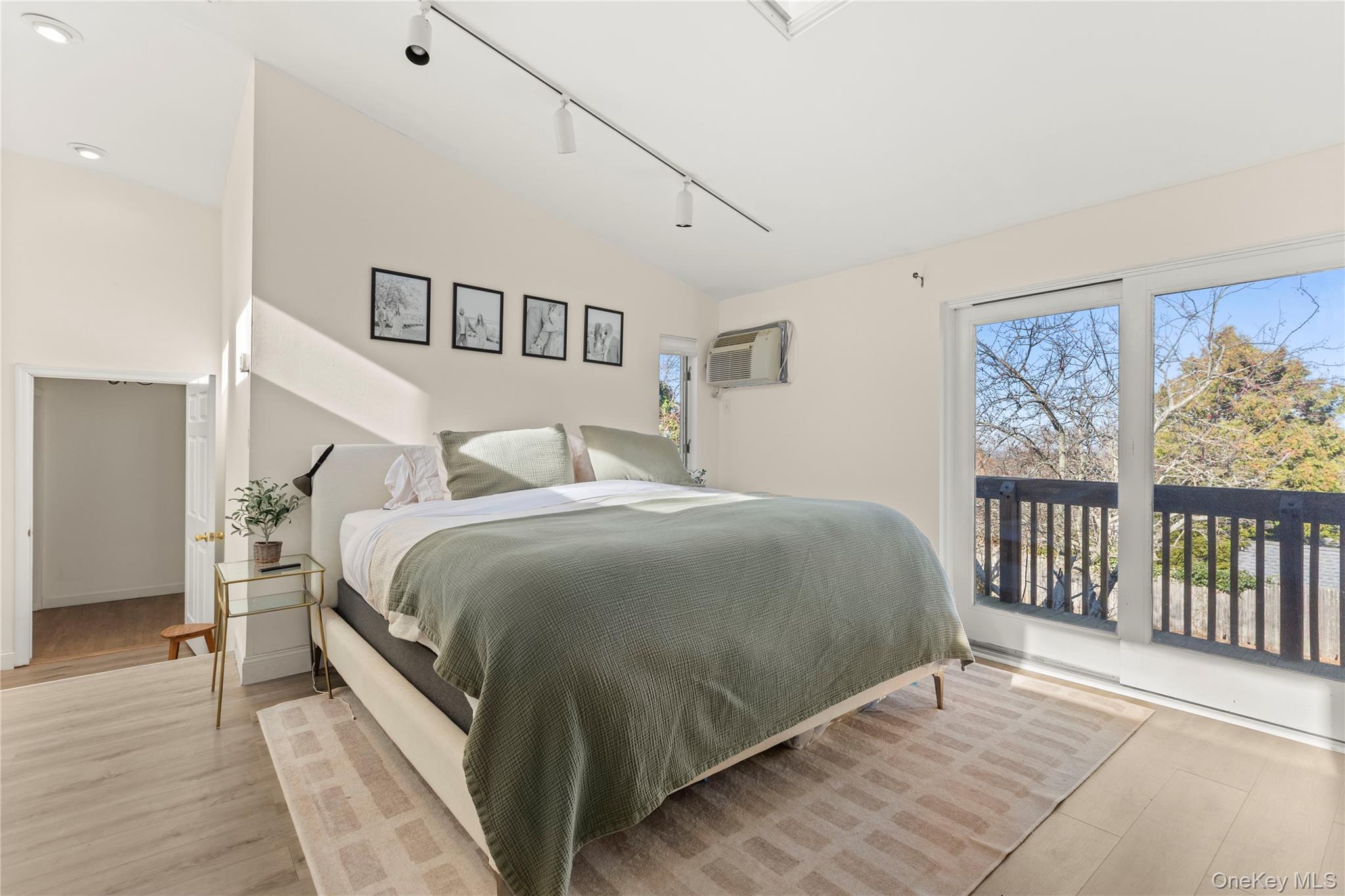 #13 photo, 1 Tarn Road, سوفولك Rocky Point , NY 11778