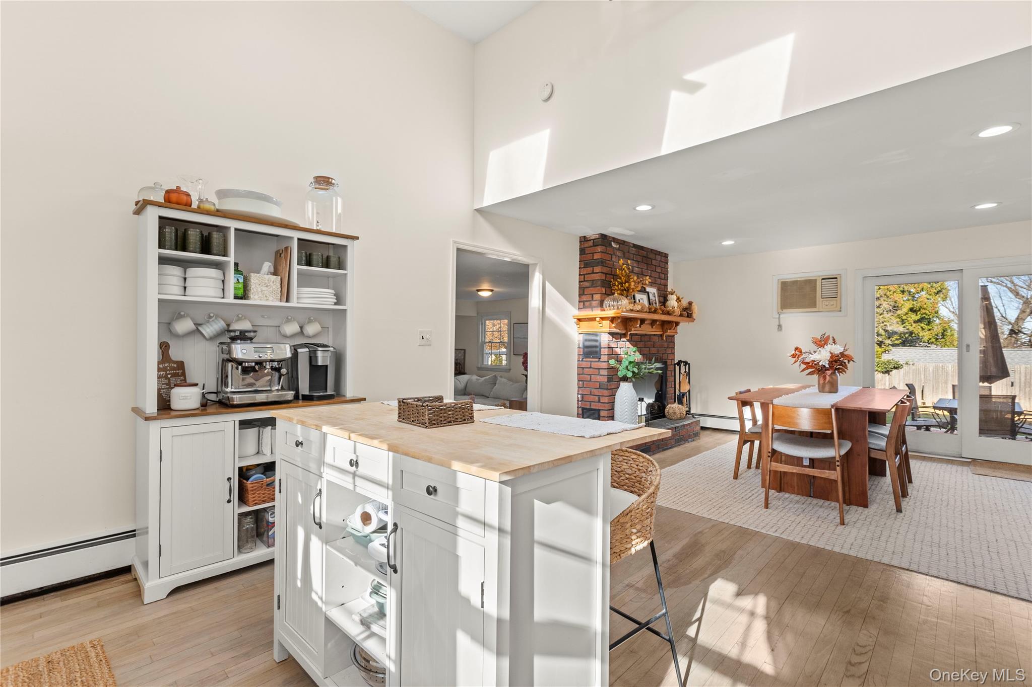 #7 photo, 1 Tarn Road, سوفولك Rocky Point , NY 11778