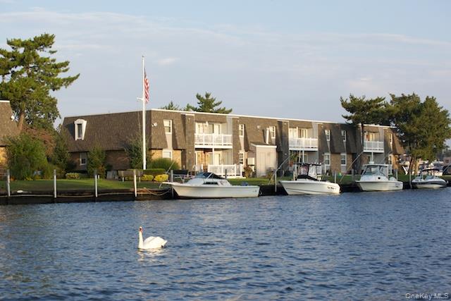 #2 photo, 18 starboard Lane, Patchogue , NY 11772