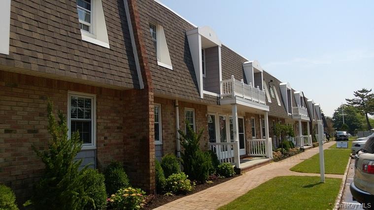 #3 photo, 18 starboard Lane, Patchogue , NY 11772