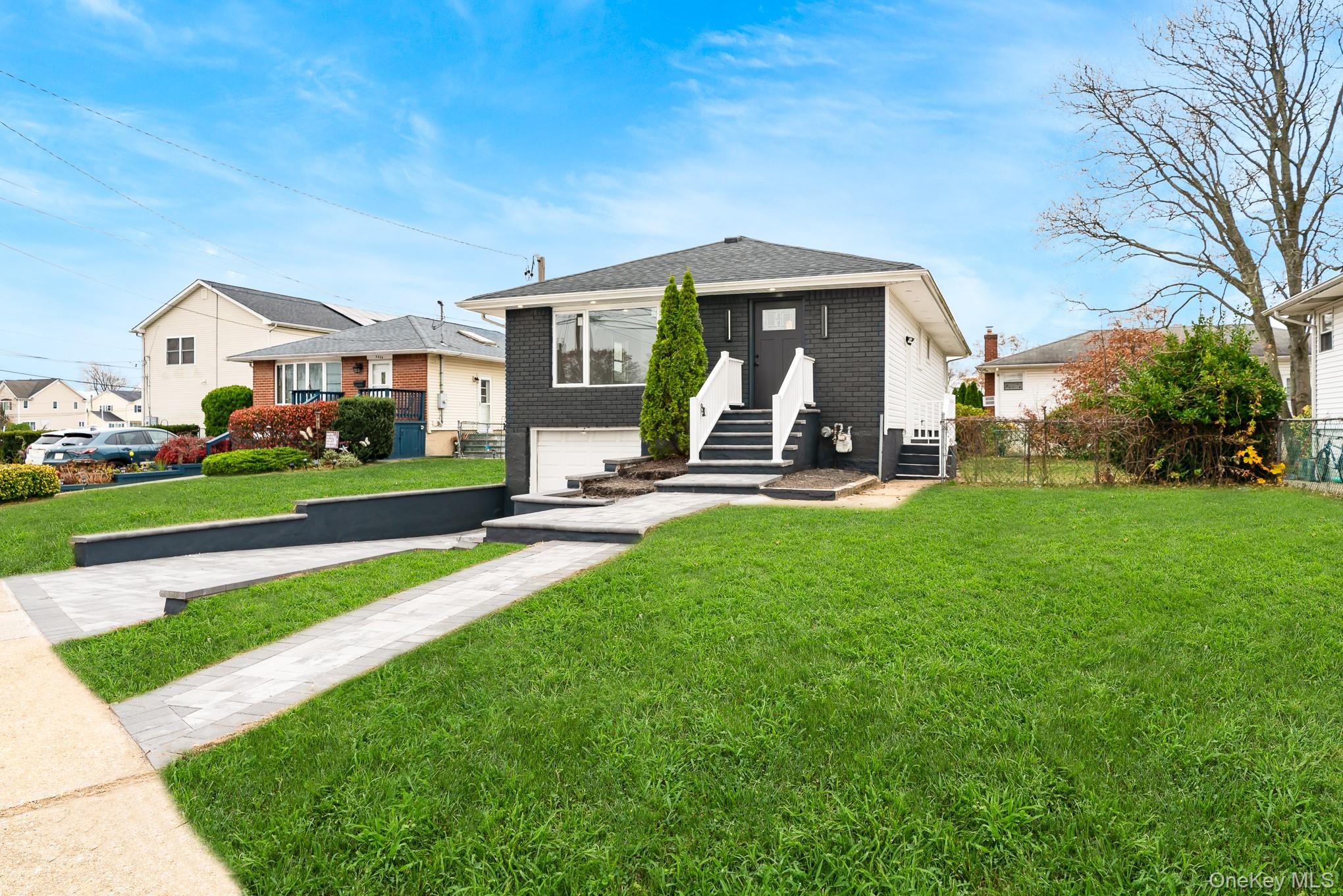 #3 photo, 2874 Hempstead Lane, Wantagh , NY 11793