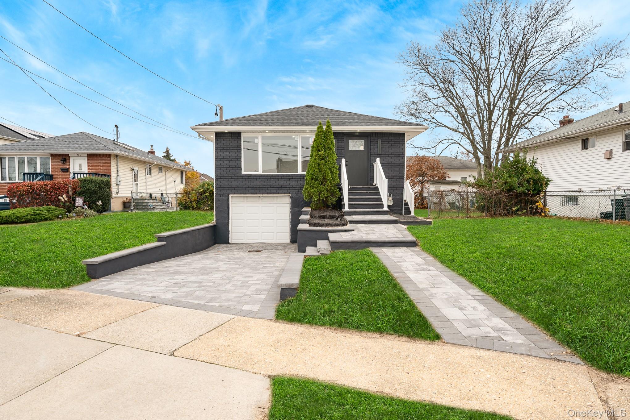 #4 photo, 2874 Hempstead Lane, Wantagh , NY 11793