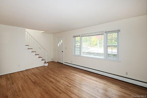 #2 photo, 27 Potter Lane, Halesite , NY 11743