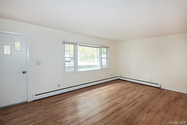 #3 photo, 27 Potter Lane, Halesite , NY 11743