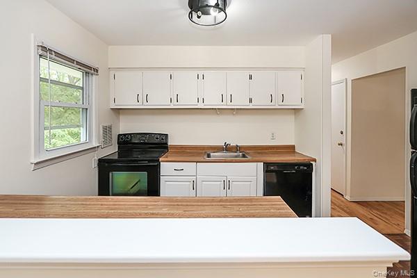 #8 photo, 27 Potter Lane, Halesite , NY 11743