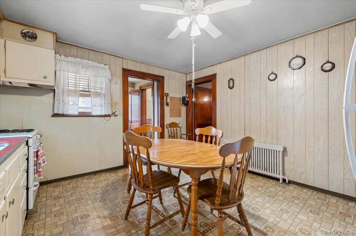 #15 photo, 50 E 9th Street, Huntington Station , NY 11746