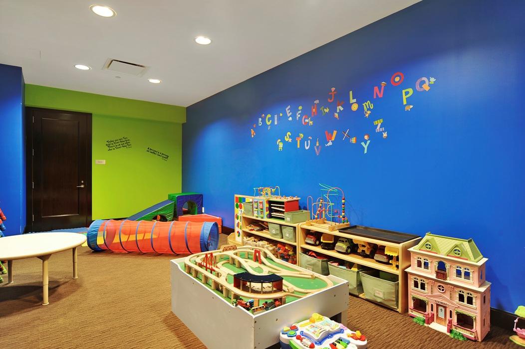 #21 photo, New York City, Lincoln Square , NY 10069