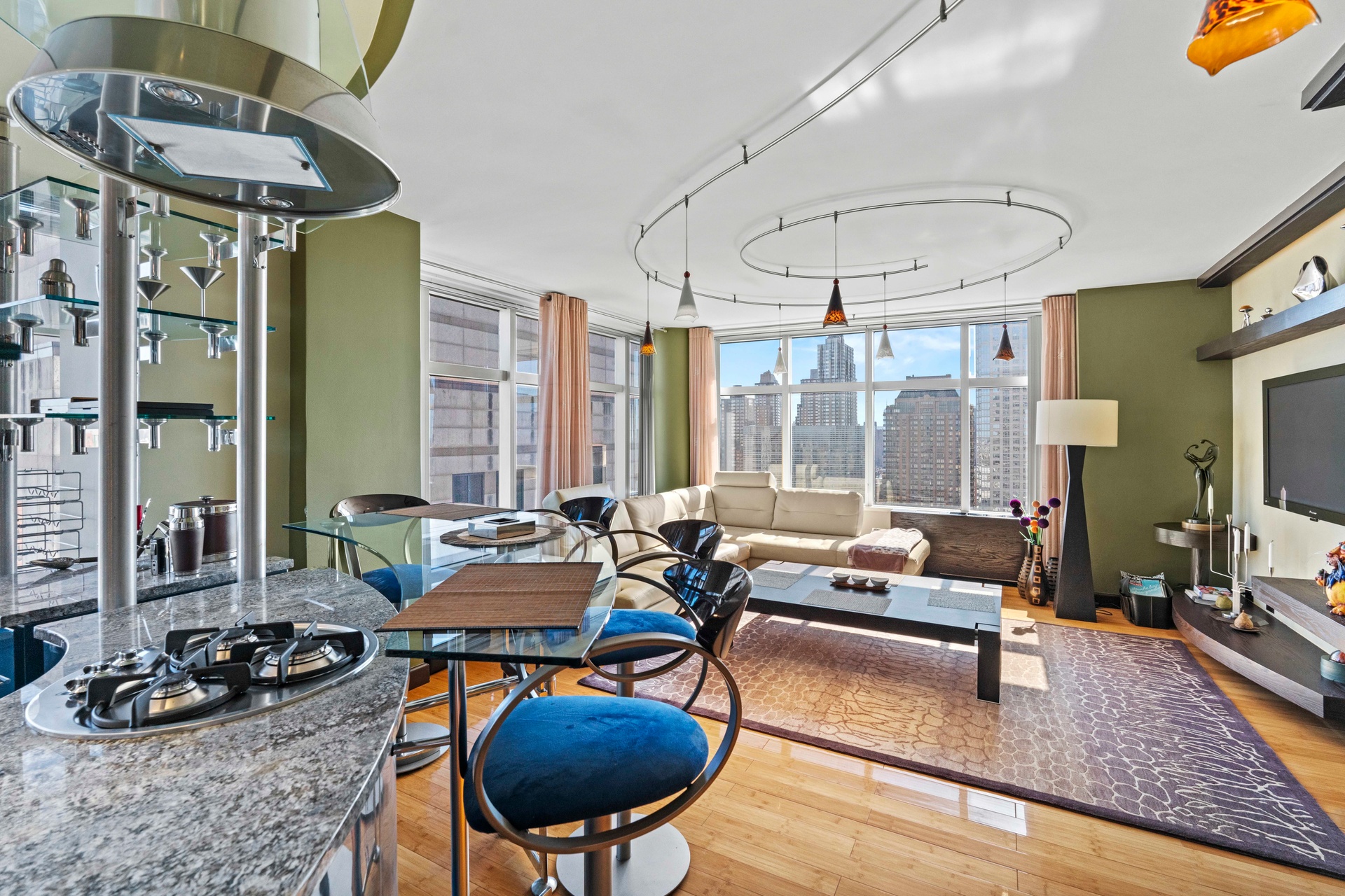 #4 photo, New York City, Lincoln Square , NY 10023