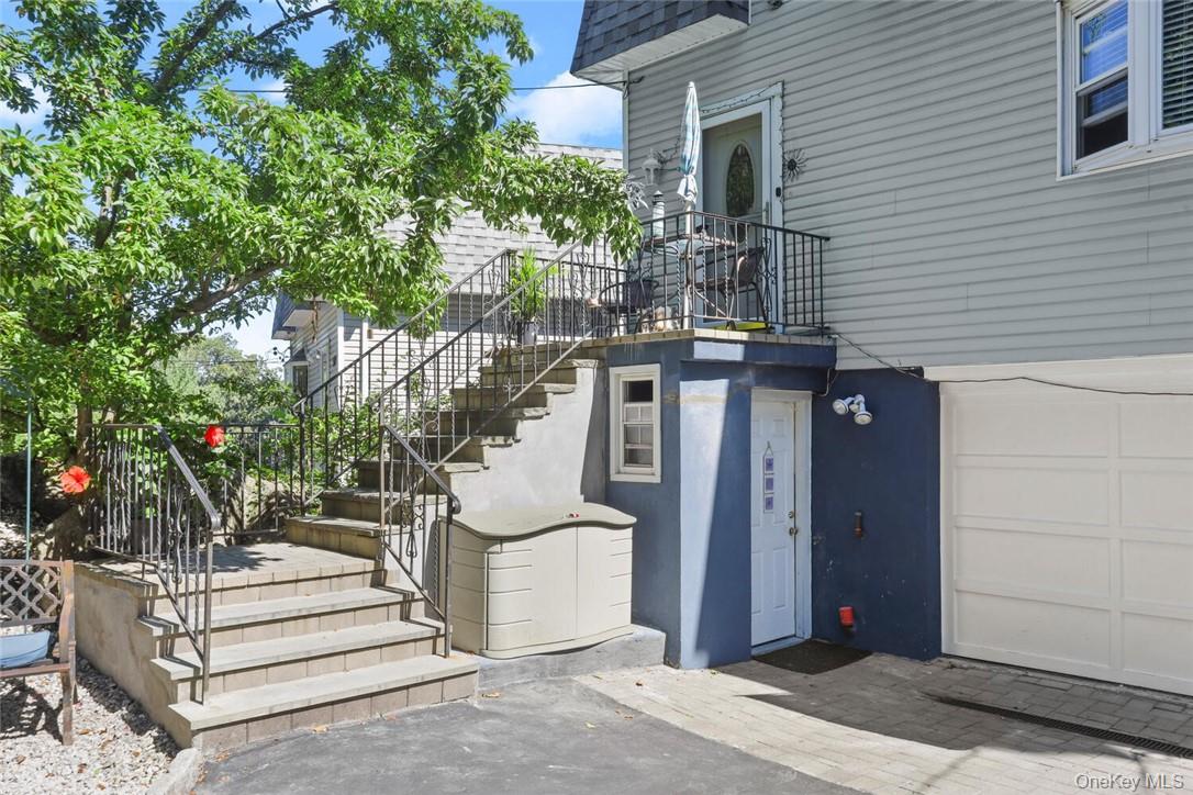 #2 photo, 46 Chatham Terrace, Yonkers , NY 10710