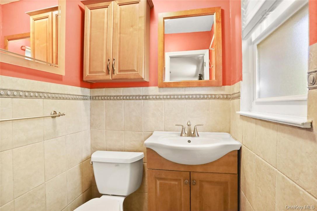 #5 photo, 46 Chatham Terrace, Yonkers , NY 10710