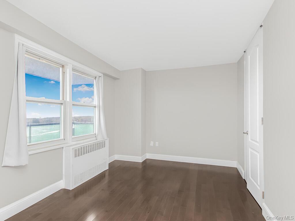 #9 photo, 1841 Central Park Avenue, Yonkers , NY 10710