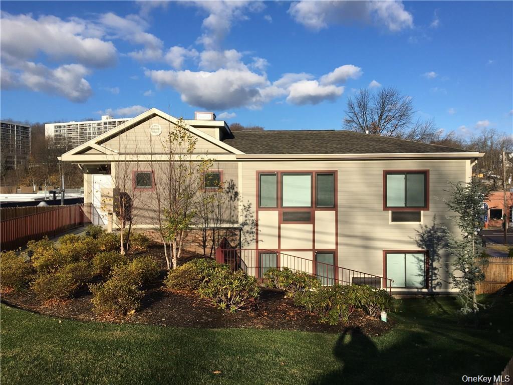 #9 photo, 160 Chatterton Avenue, White Plains , NY 10606