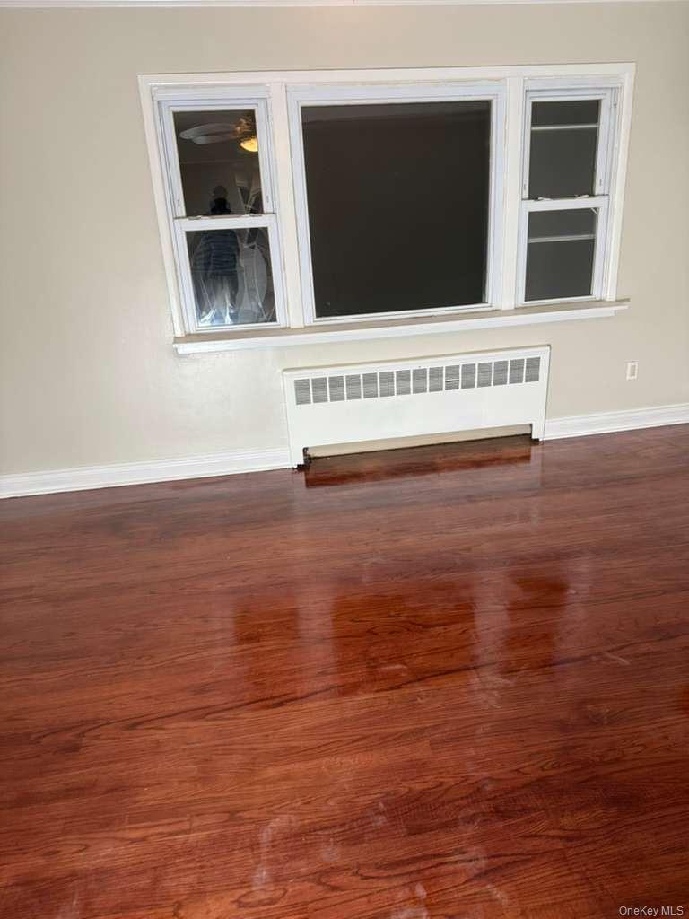 #3 photo, 168 Bennett Avenue, Yonkers , NY 10701