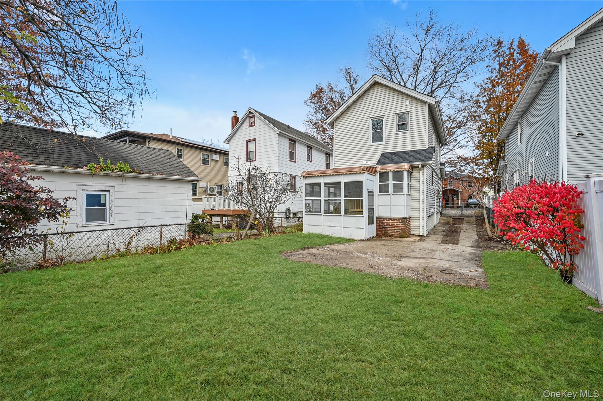 #18 photo, 11044 177th Street, Jamaica , NY 11433