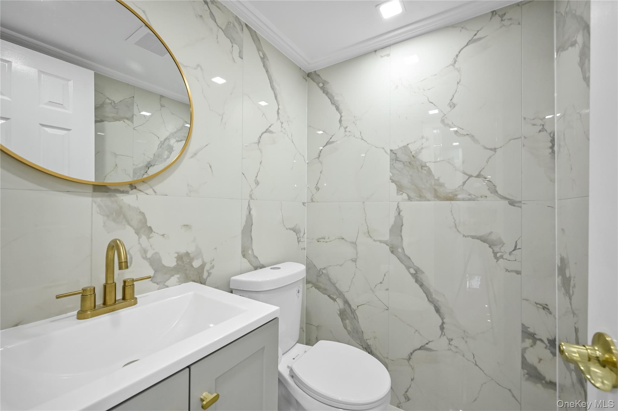 #7 photo, 11044 177th Street, Jamaica , NY 11433