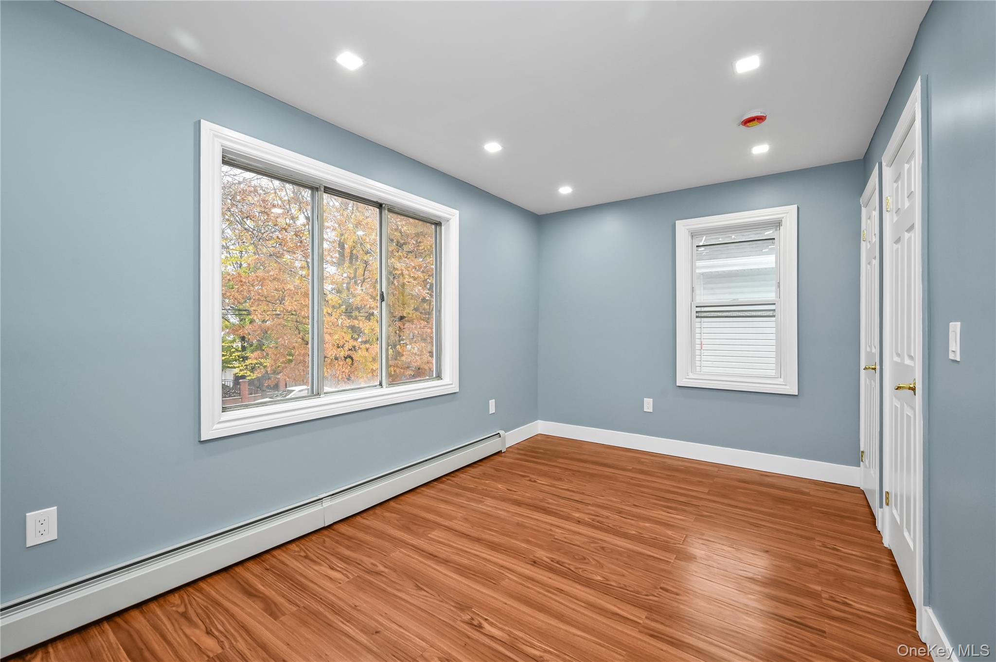 #8 photo, 11044 177th Street, Jamaica , NY 11433